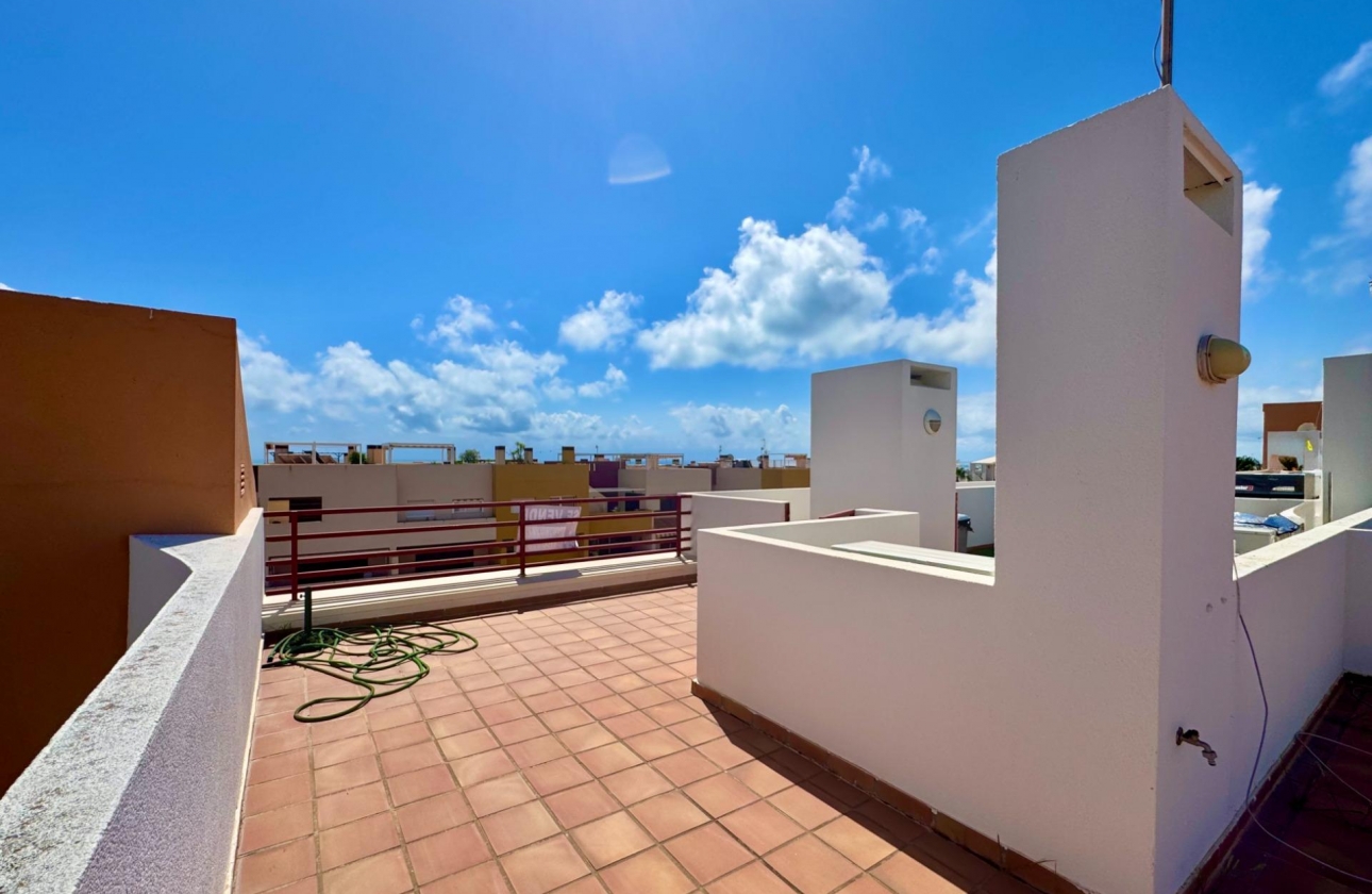Resale - Apartment - Orihuela Costa - Punta Prima
