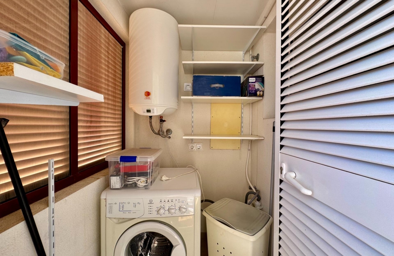 Resale - Apartment - Orihuela Costa - Punta Prima