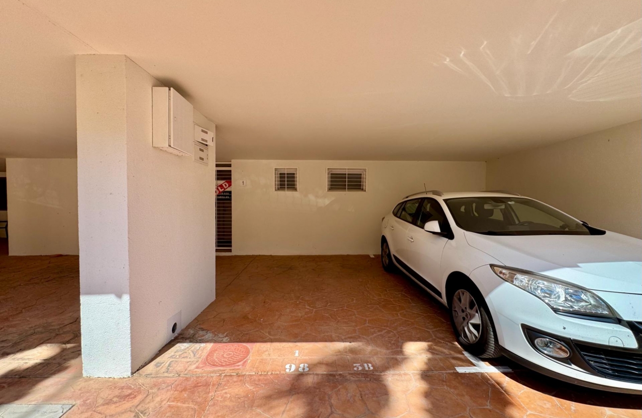 Resale - Apartment - Orihuela Costa - Punta Prima
