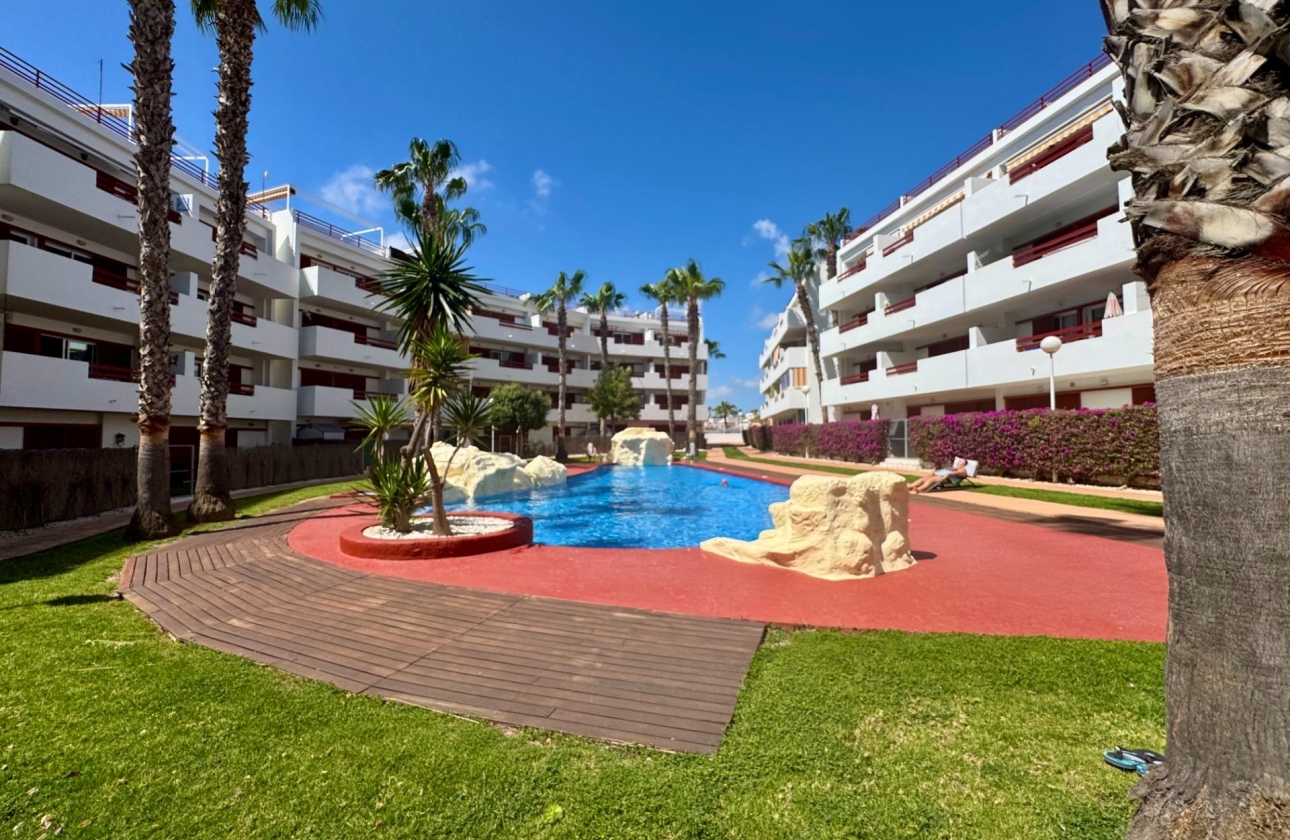 Resale - Apartment - Orihuela Costa - Punta Prima