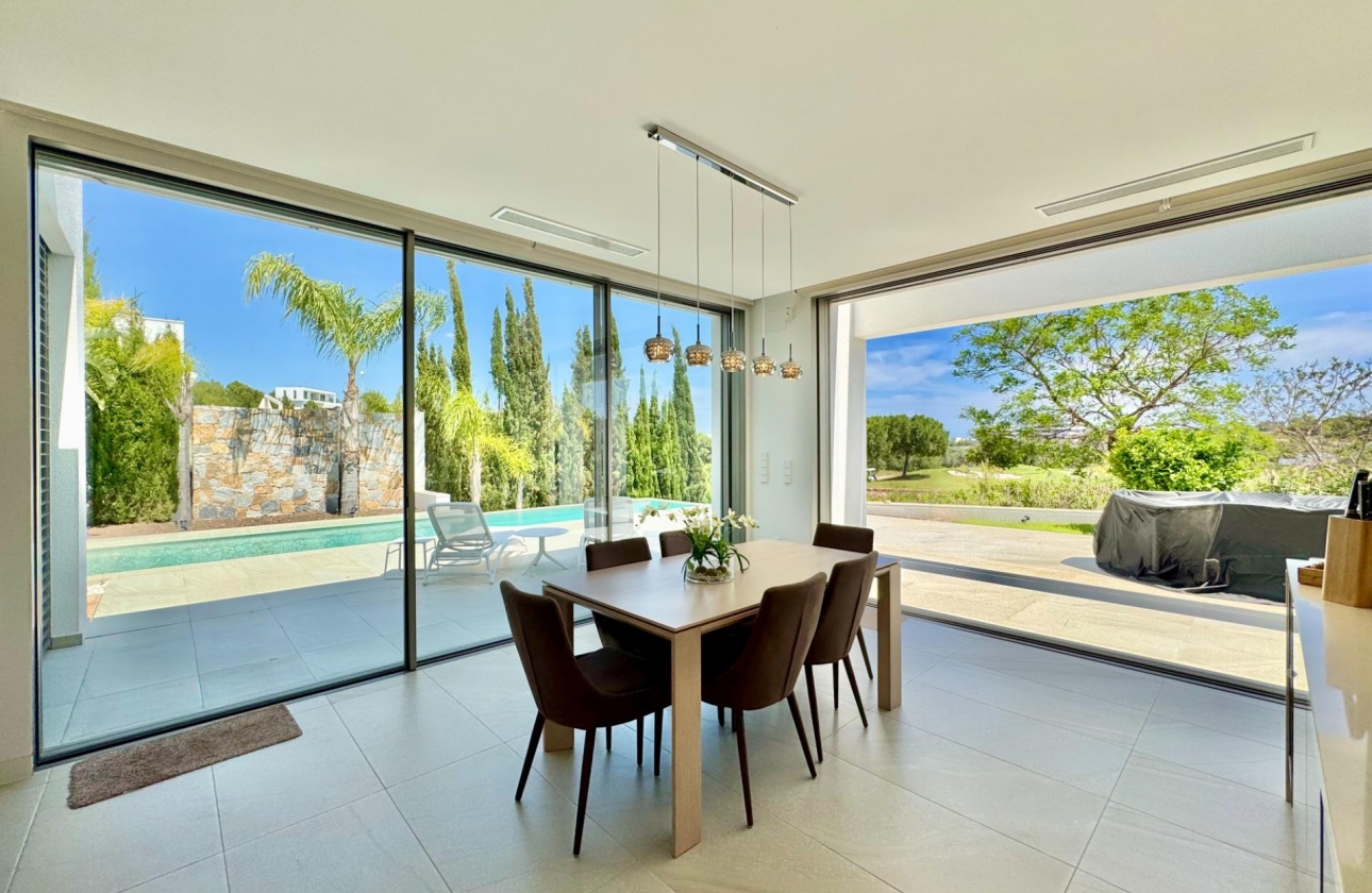 Resale - Villa - Orihuela - Las Colinas Golf