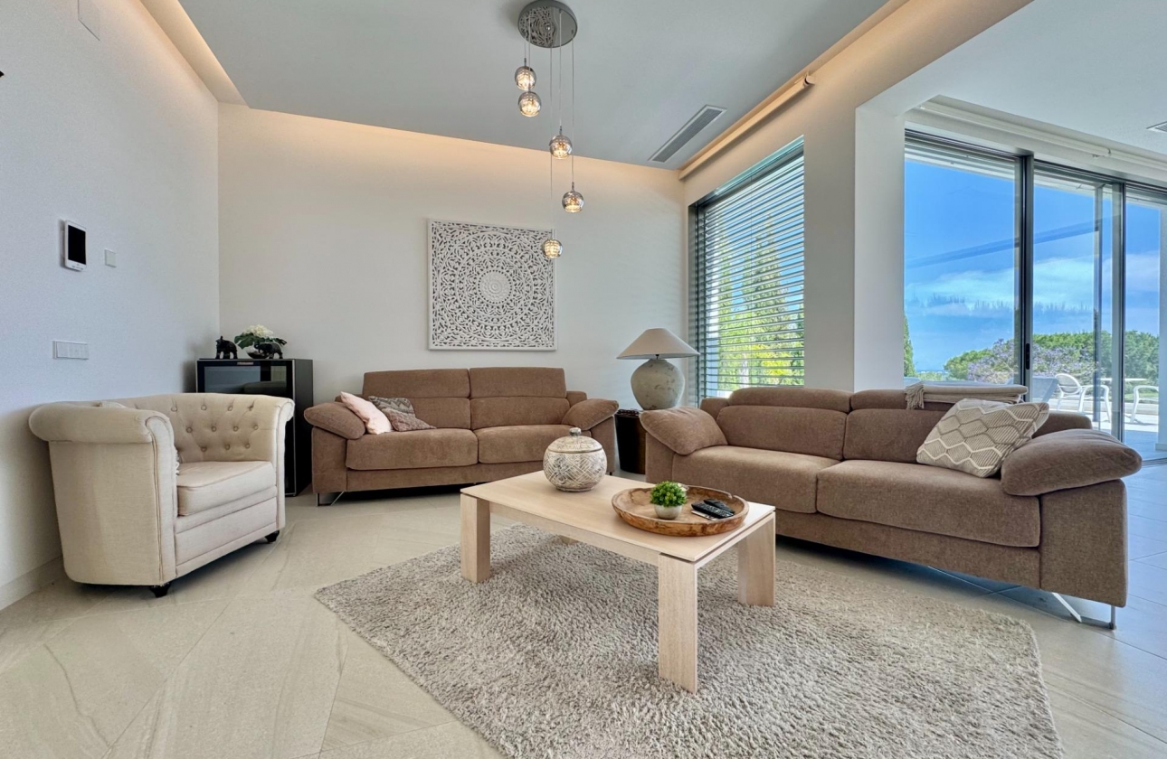 Resale - Villa - Orihuela - Las Colinas Golf