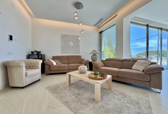 Resale - Villa - Orihuela - Las Colinas Golf