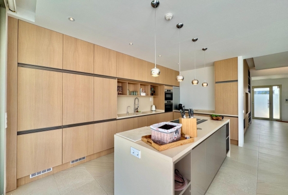 Resale - Villa - Orihuela - Las Colinas Golf