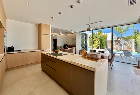 Resale - Villa - Orihuela - Las Colinas Golf