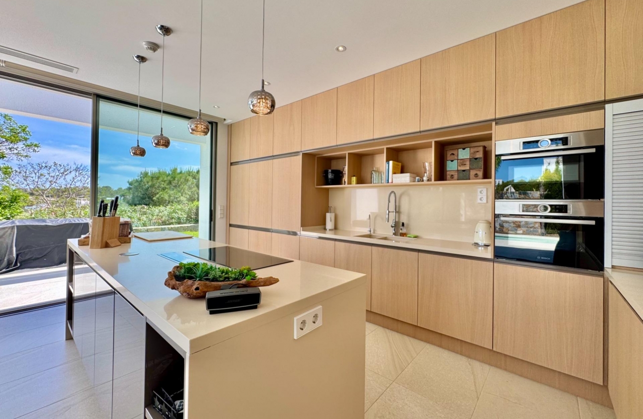 Resale - Villa - Orihuela - Las Colinas Golf