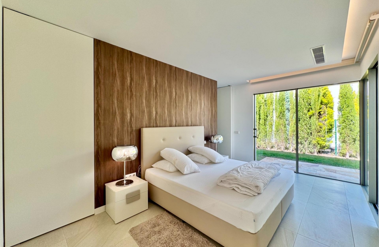 Resale - Villa - Orihuela - Las Colinas Golf
