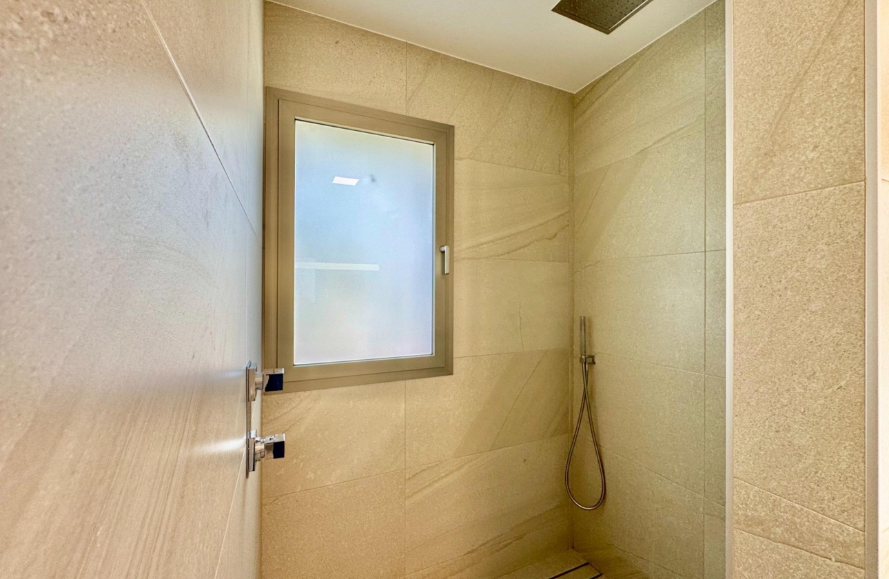 Resale - Villa - Orihuela - Las Colinas Golf