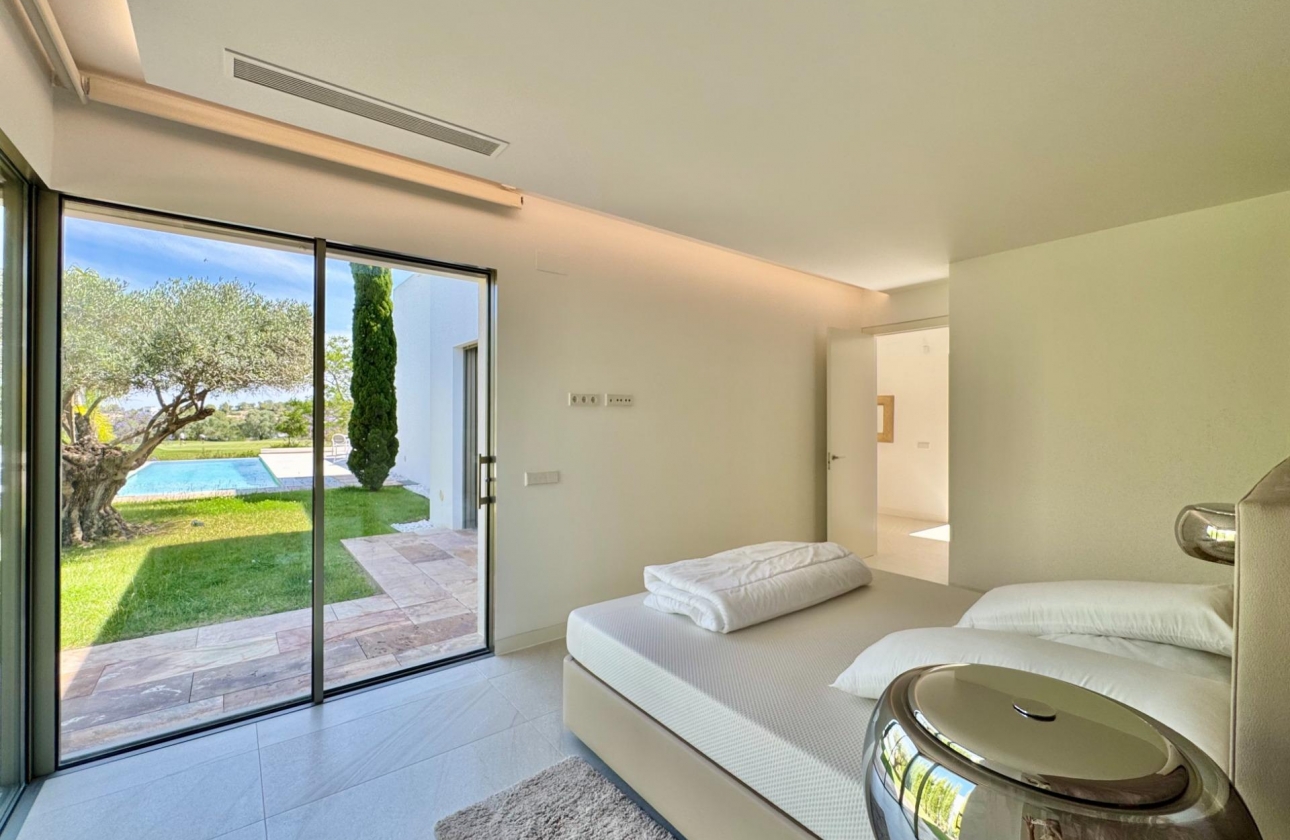 Resale - Villa - Orihuela - Las Colinas Golf