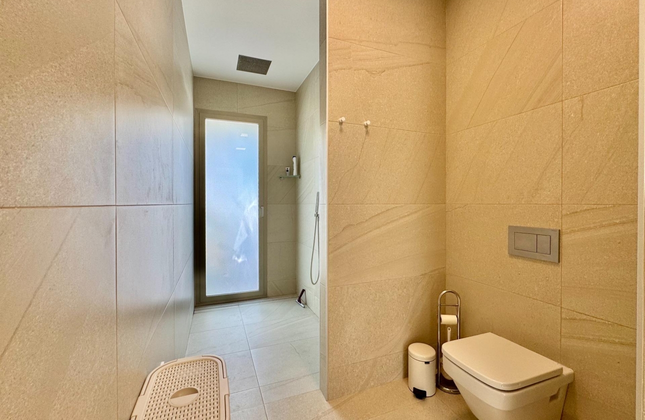 Resale - Villa - Orihuela - Las Colinas Golf