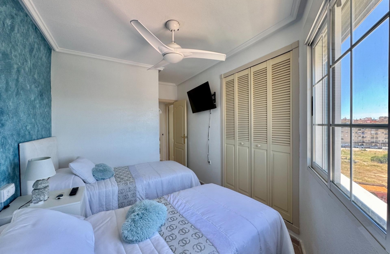 Resale - Apartment - Torrevieja - Gaspar Perrelló