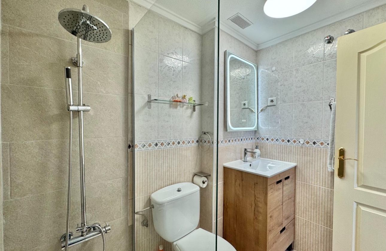 Resale - Apartment - Torrevieja - Gaspar Perrelló