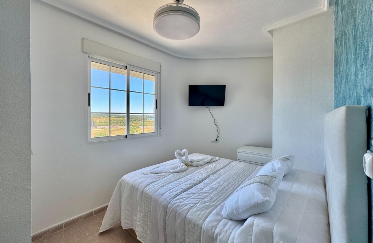 Resale - Apartment - Torrevieja - Gaspar Perrelló