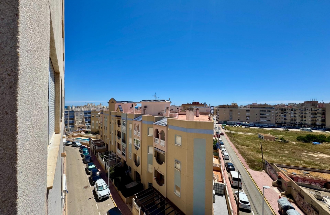 Resale - Apartment - Torrevieja - Gaspar Perrelló