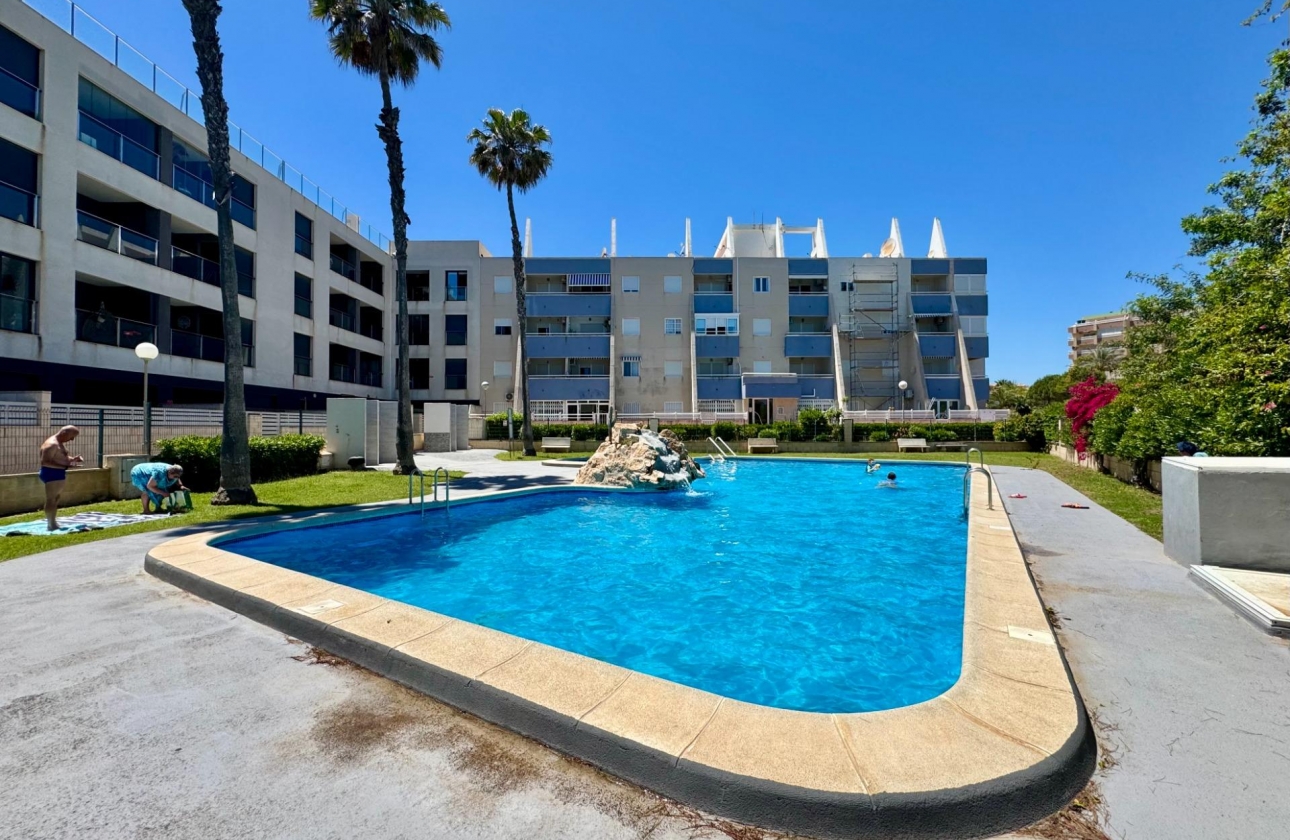 Resale - Apartment - Torrevieja - Gaspar Perrelló