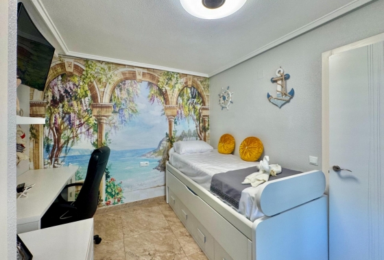 Resale - Apartment - Torrevieja - Torre la mata