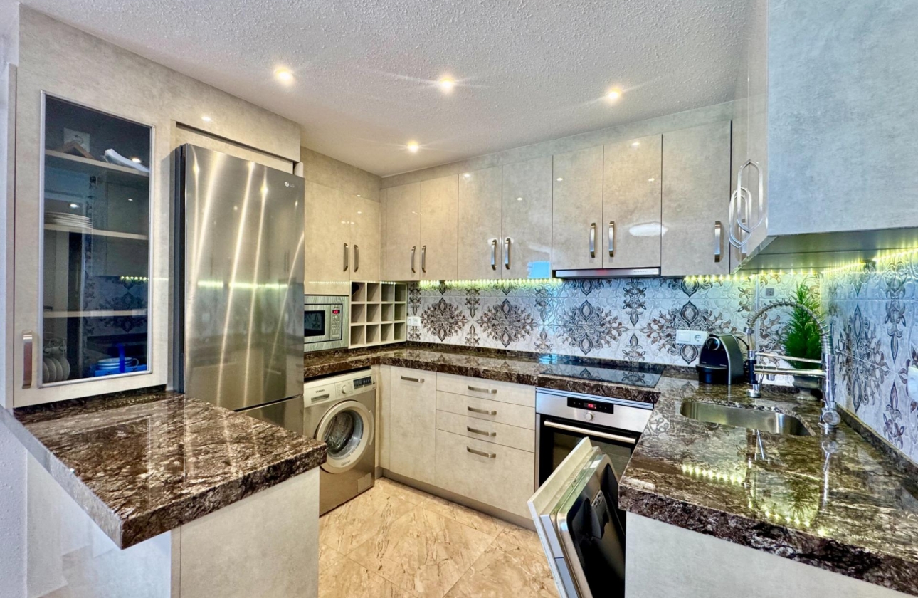 Resale - Apartment - Torrevieja - Torre la mata