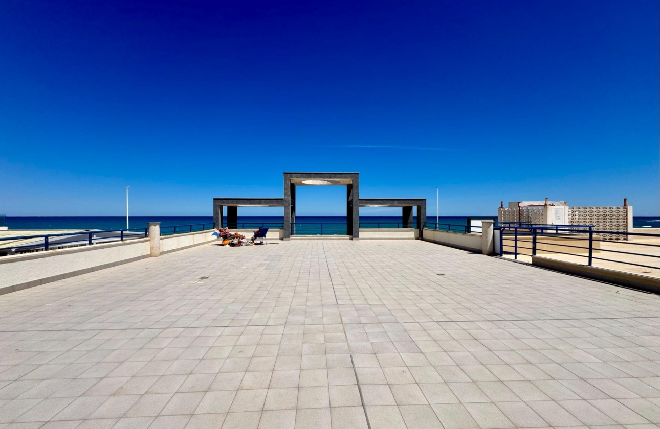 Resale - Apartment - Torrevieja - Torre la mata