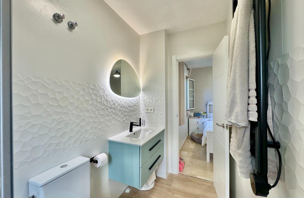 Resale - Bungalow - Orihuela Costa - Villamartín-Las Filipinas