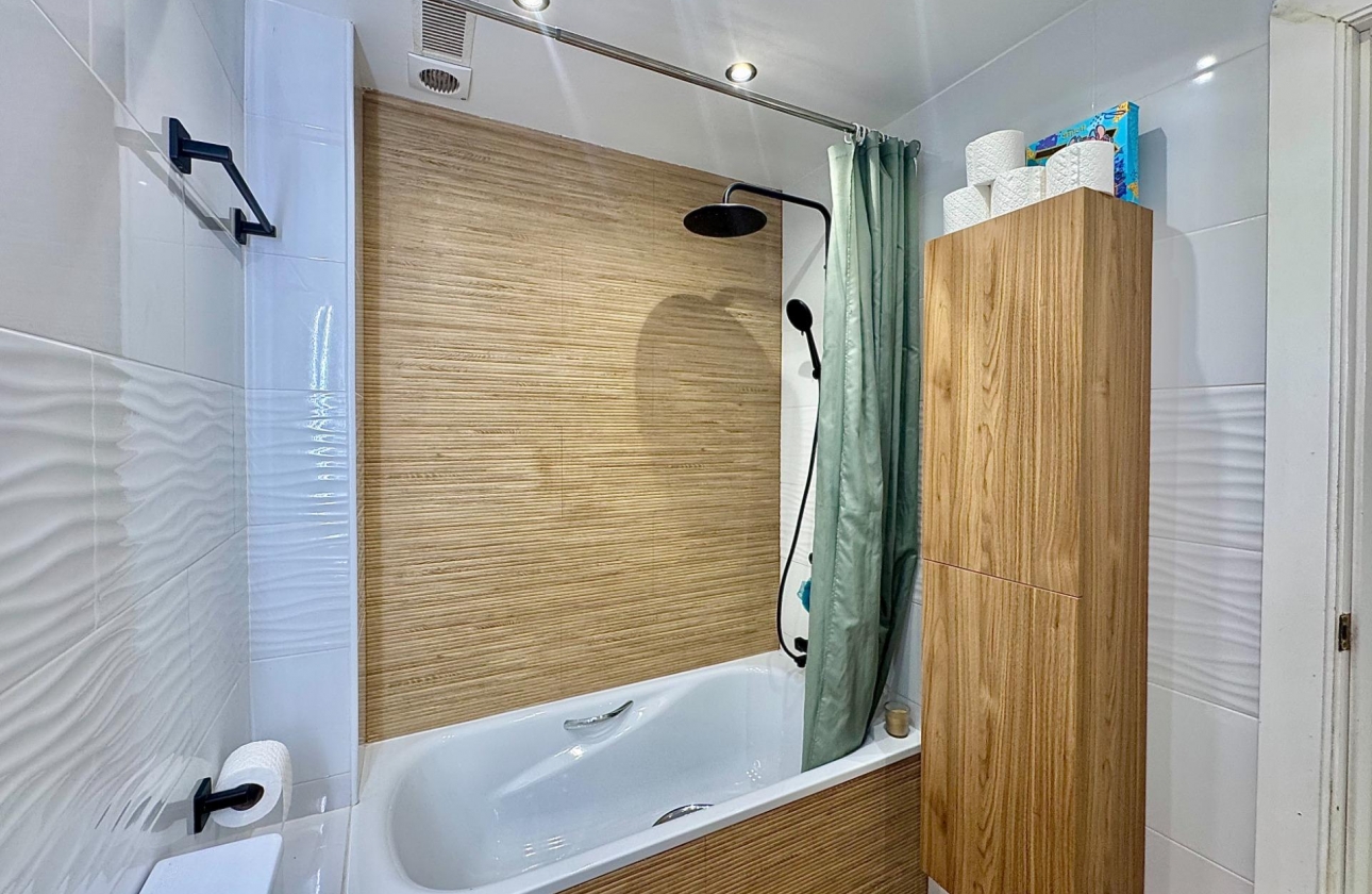 Resale - Bungalow - Orihuela Costa - Villamartín-Las Filipinas