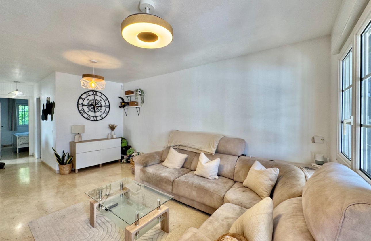 Resale - Bungalow - Orihuela Costa - Villamartín-Las Filipinas