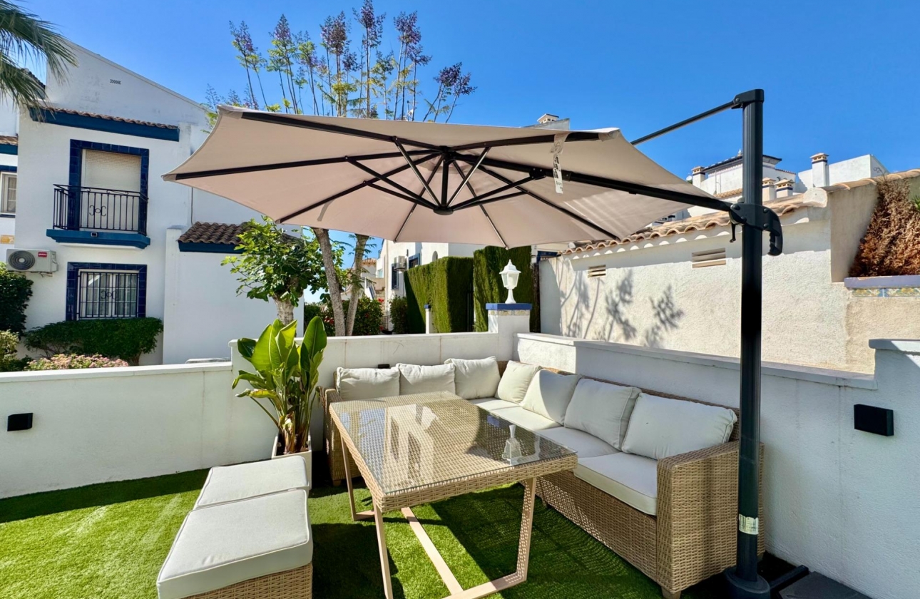 Resale - Bungalow - Orihuela Costa - Villamartín-Las Filipinas