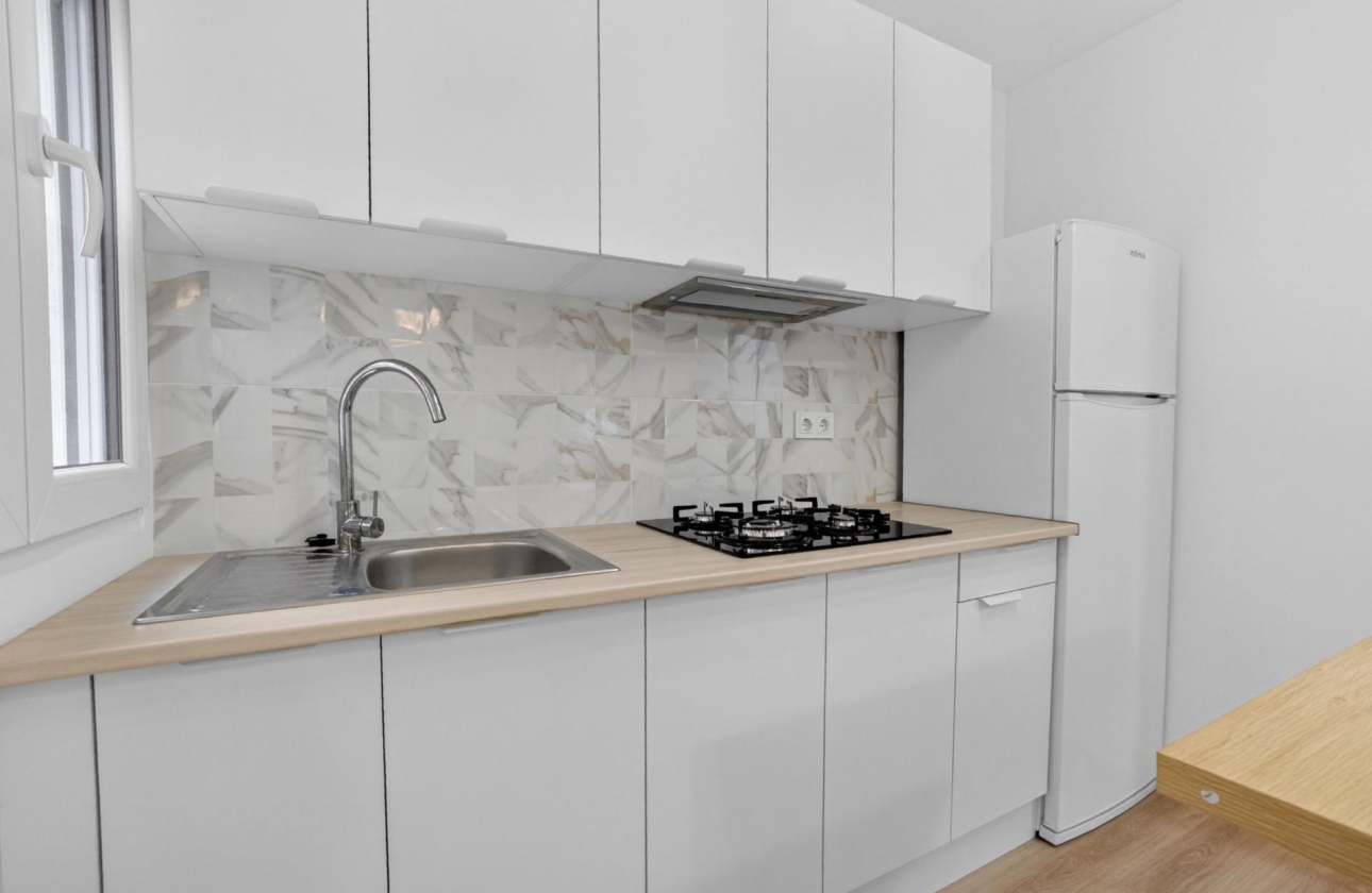 Resale - Apartment - Torrevieja - Centro