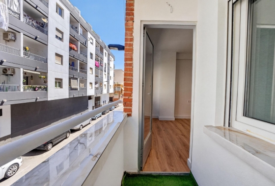 Resale - Apartment - Torrevieja - Centro