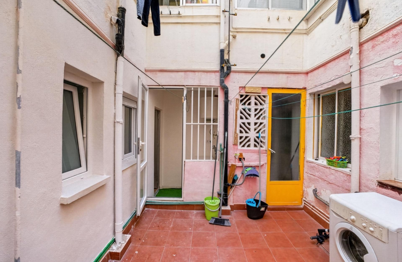 Resale - Apartment - Torrevieja - Centro