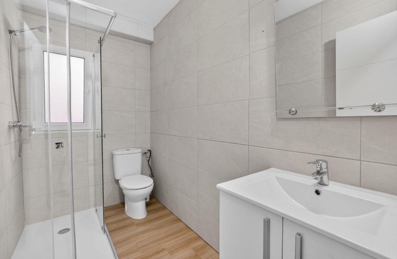 Resale - Apartment - Torrevieja - Centro