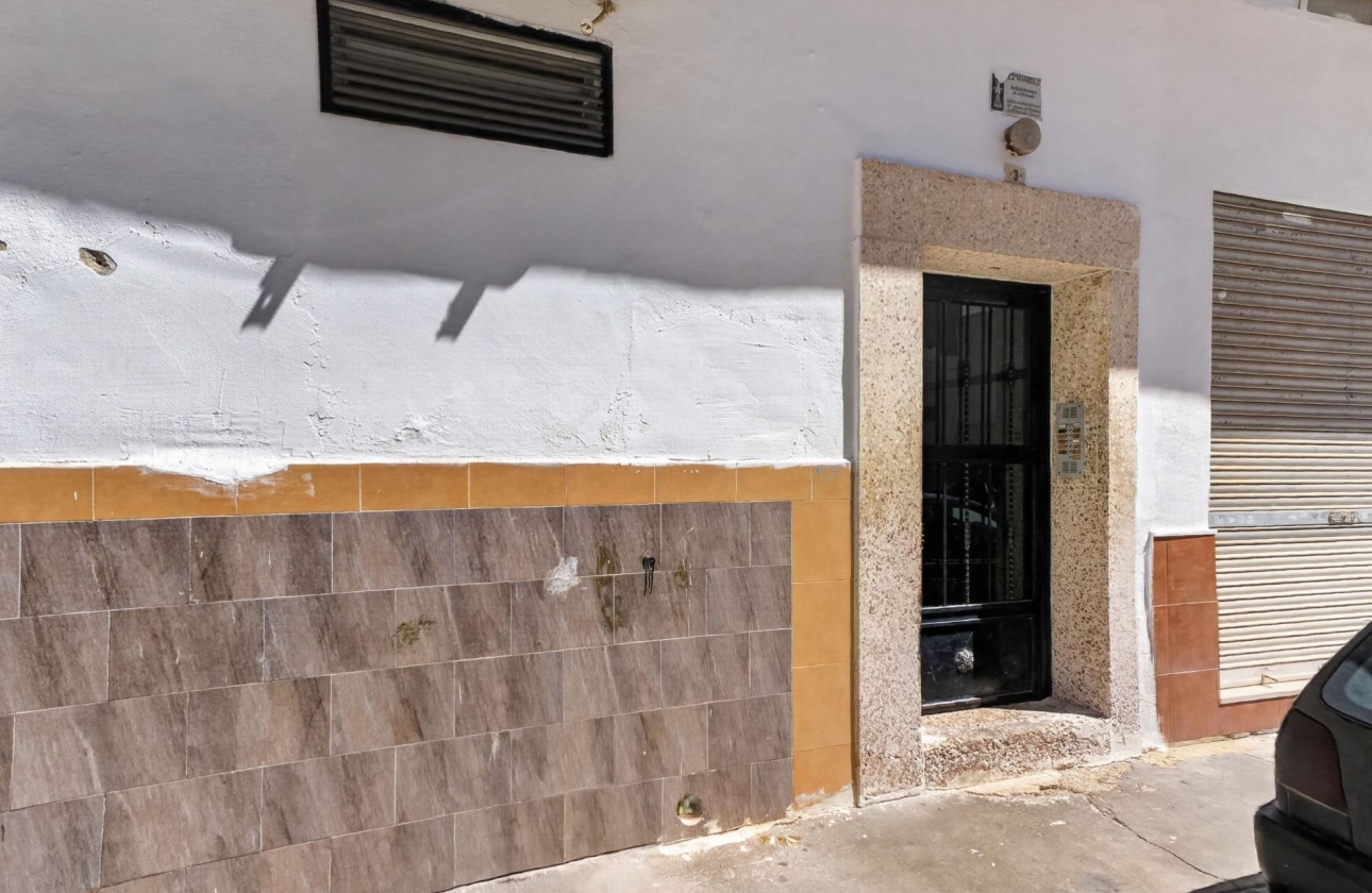Resale - Apartment - Torrevieja - Centro