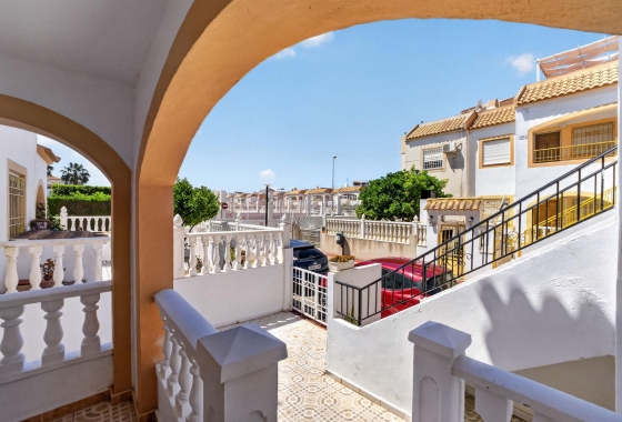 Resale - Apartment - Torrevieja - El limonar