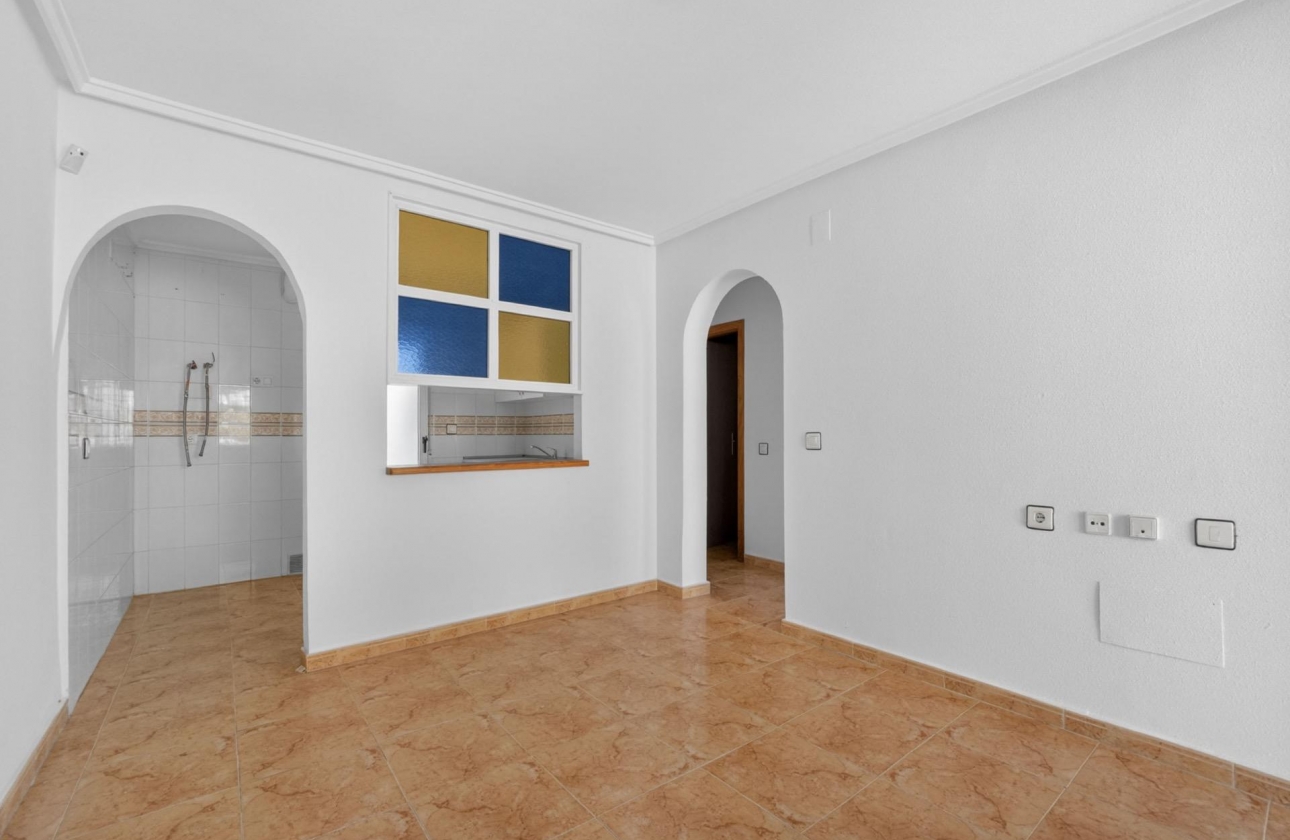 Resale - Apartment - Torrevieja - El limonar