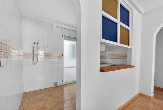 Resale - Apartment - Torrevieja - El limonar