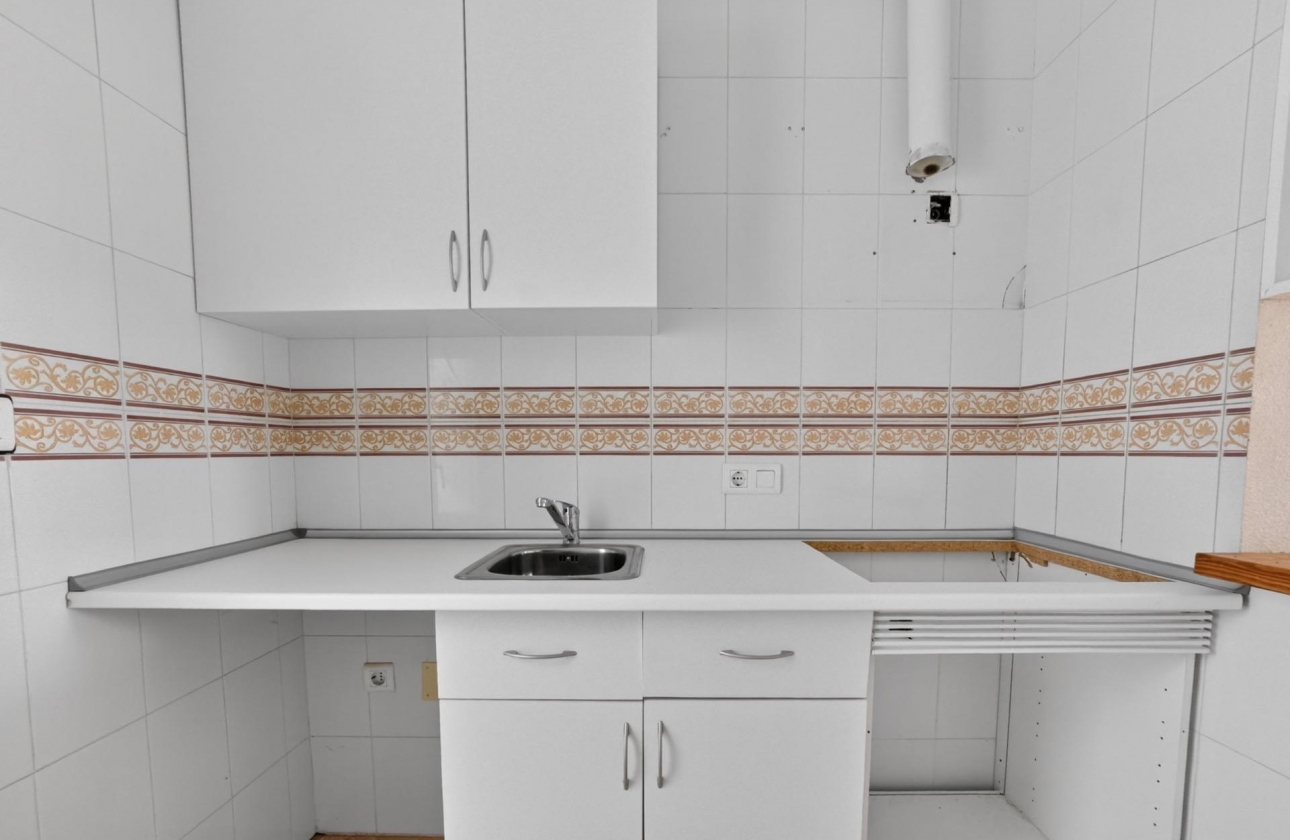 Resale - Apartment - Torrevieja - El limonar