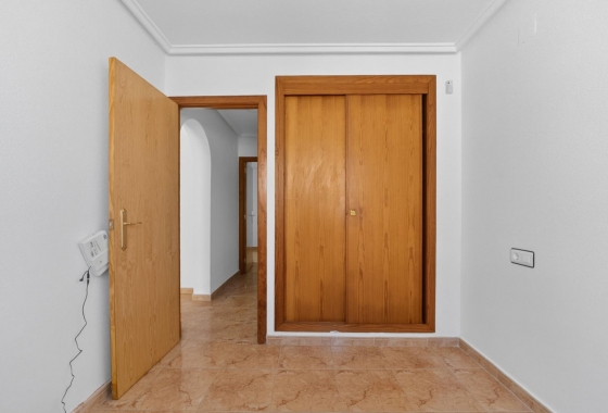 Resale - Apartment - Torrevieja - El limonar