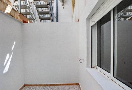 Resale - Apartment - Torrevieja - El limonar
