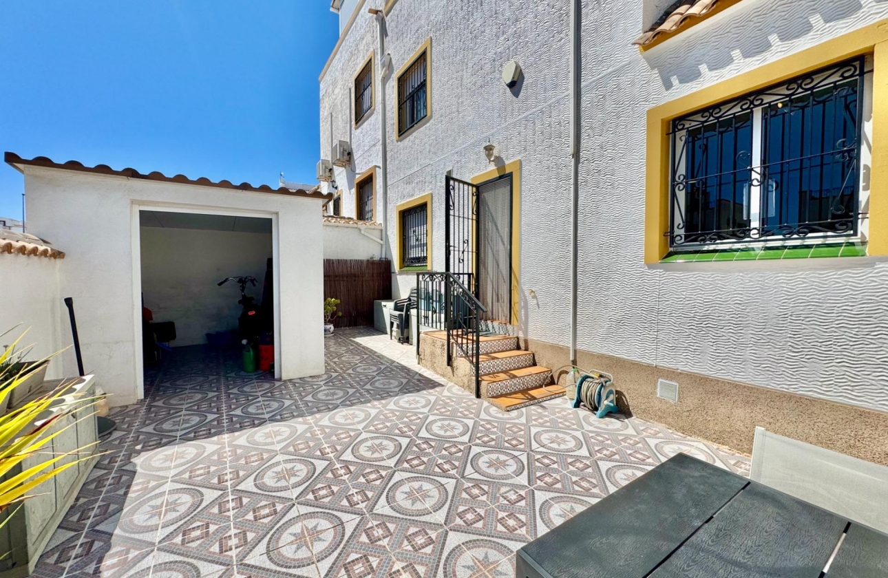 Resale - house - Orihuela Costa - Los Altos