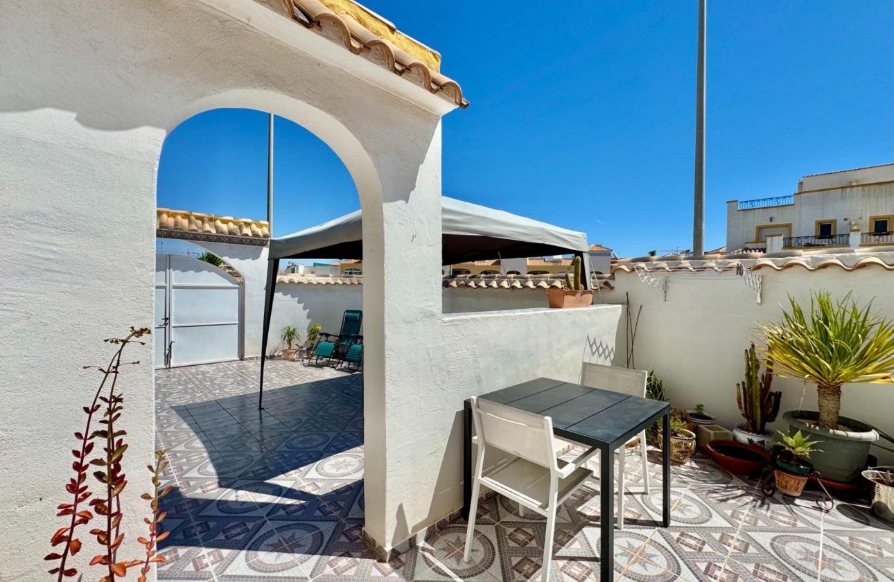 Resale - house - Orihuela Costa - Los Altos