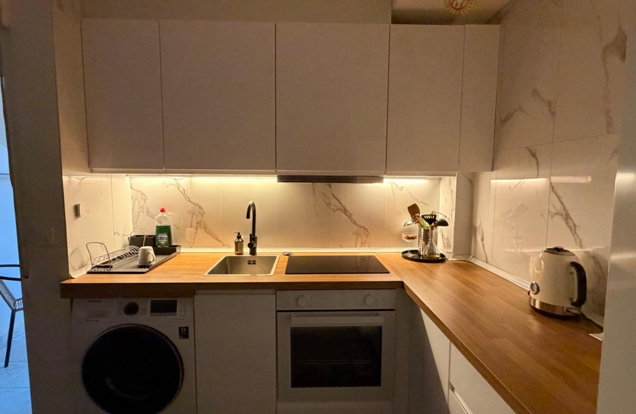 Resale - Apartment - Torrevieja - La Mata pueblo