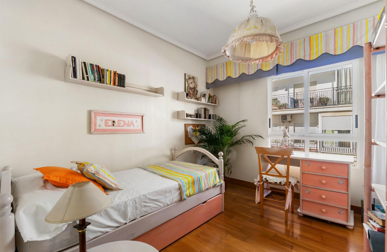 Resale - Apartment - Torrevieja - CLUB NAUTICO TORREVIEJA