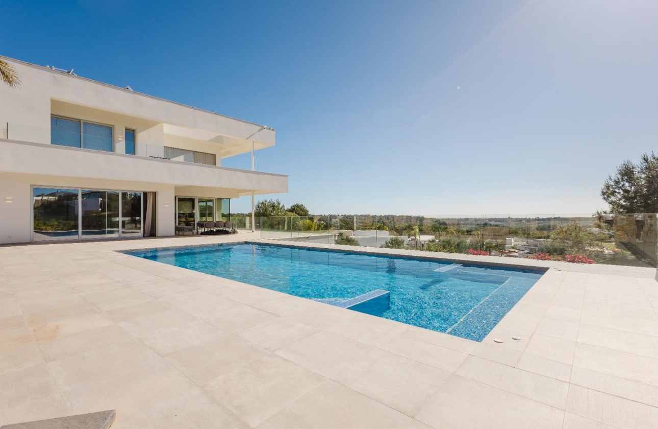 Resale - Villa - Orihuela Costa - Las Colinas Golf