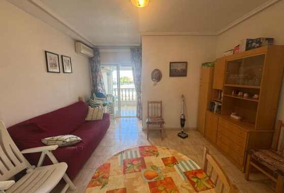 Resale - Apartment - Torrevieja - Playa del Acequión
