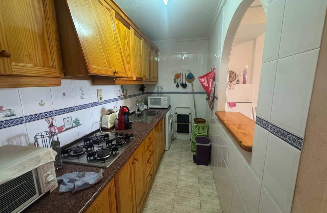 Resale - Apartment - Torrevieja - Playa del Acequión