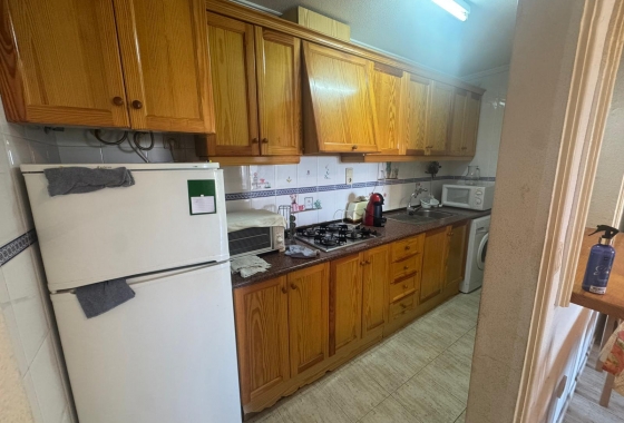 Resale - Apartment - Torrevieja - Playa del Acequión