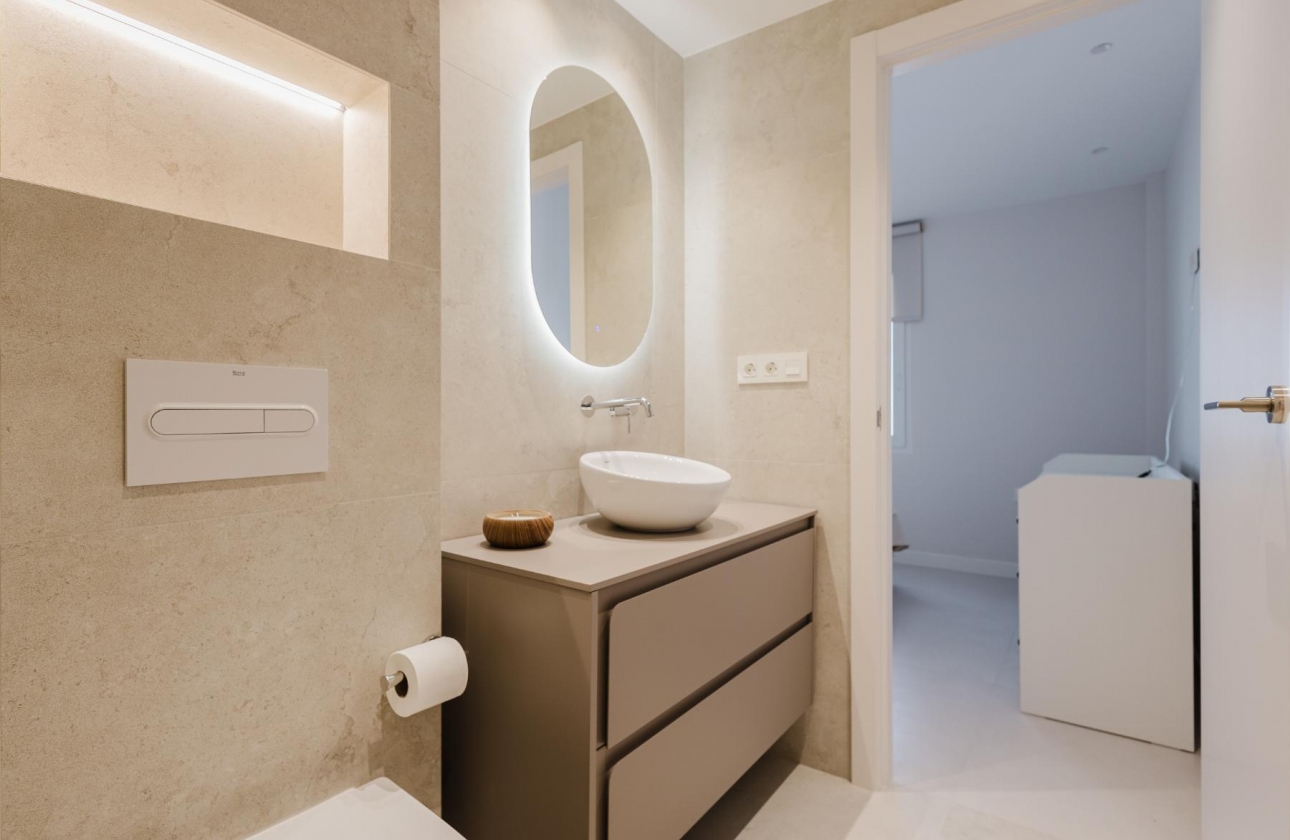 Resale - Apartment - Torrevieja - Playa del Acequión