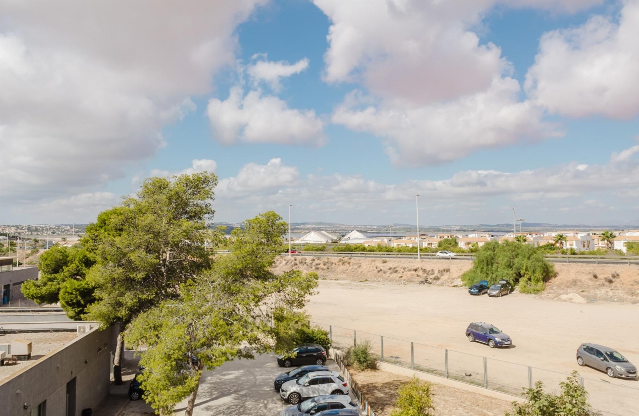 Resale - Apartment - Torrevieja - Parque de Las Naciones