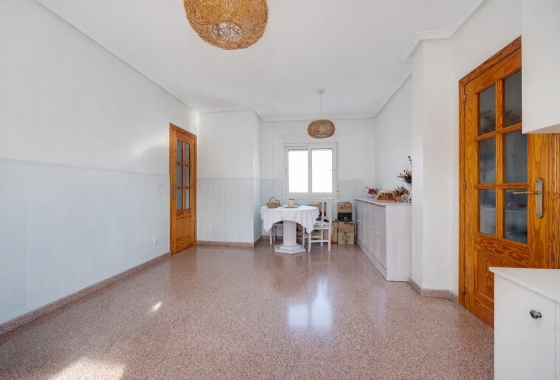 Resale - Apartment - Torrevieja - Parque de Las Naciones