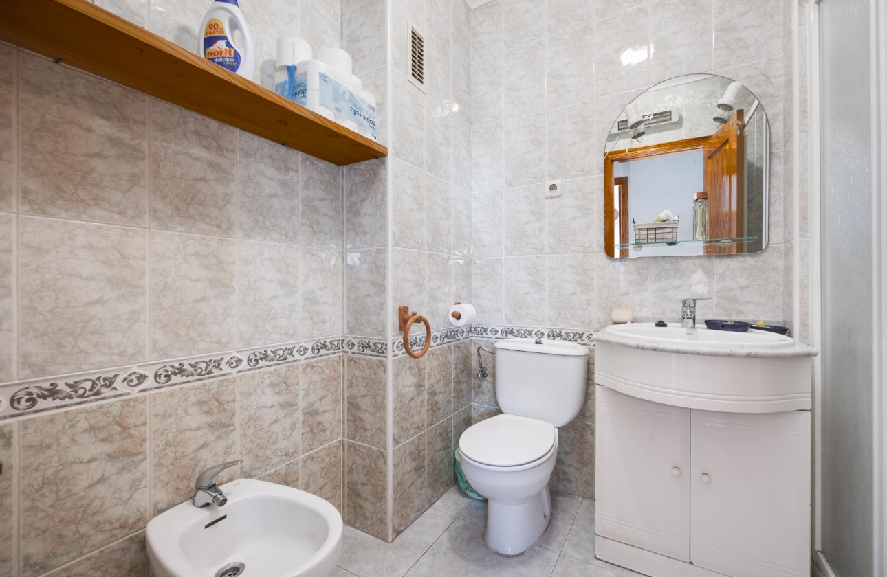 Resale - Apartment - Torrevieja - Parque de Las Naciones