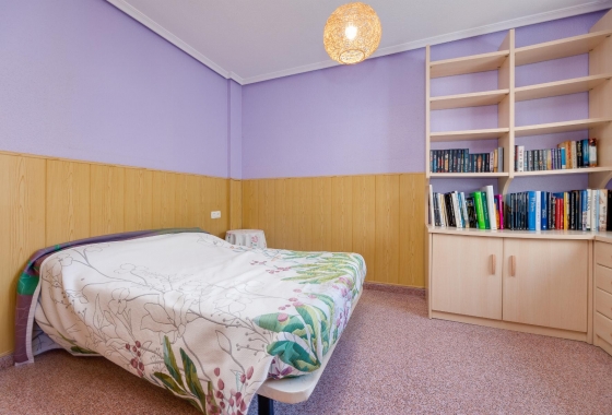 Resale - Apartment - Torrevieja - Parque de Las Naciones
